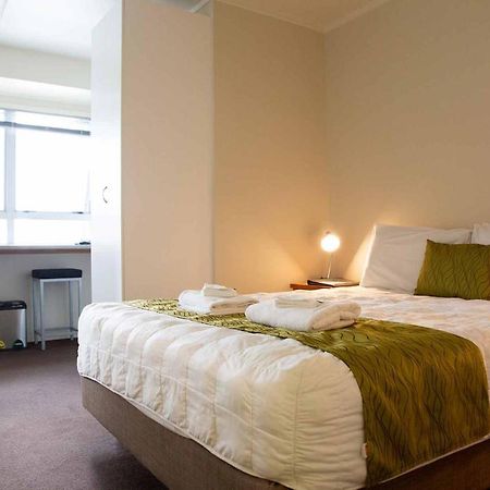 City Lodge Accommodation Auckland Buitenkant foto A studio apartment in Melbourne, Australia