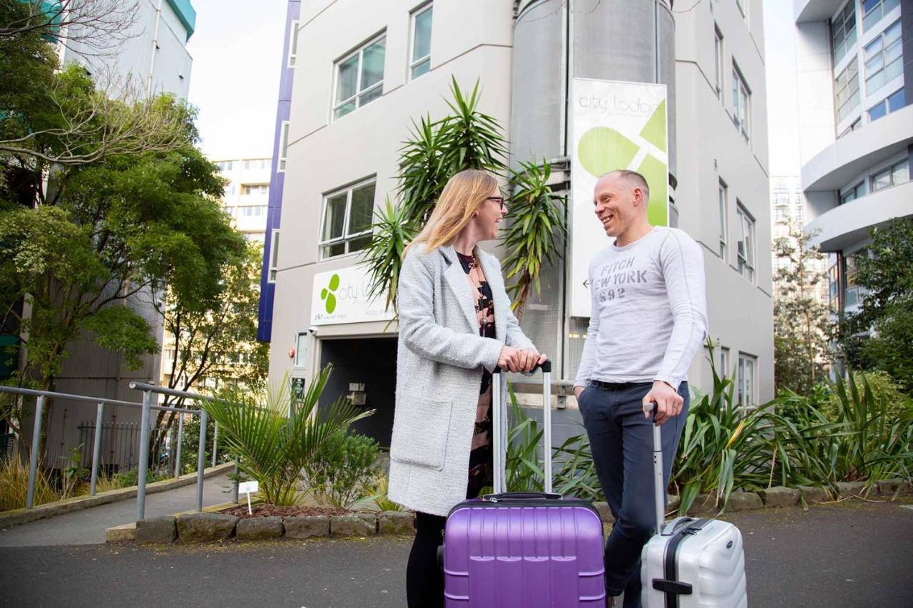 City Lodge Accommodation Auckland Buitenkant foto The exterior of a typical hotel